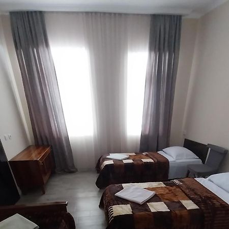 Tsaldashi Guesthouse Leno מראה חיצוני תמונה