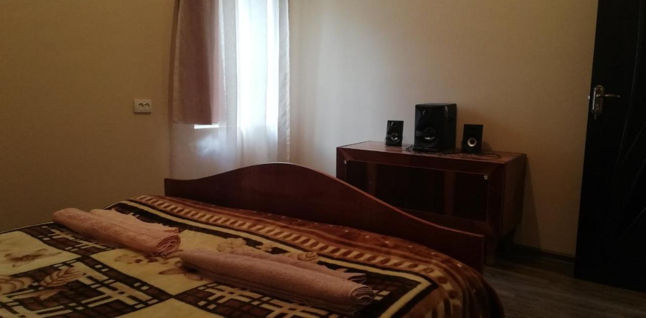 Tsaldashi Guesthouse Leno מראה חיצוני תמונה