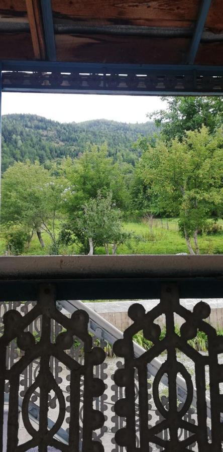 Tsaldashi Guesthouse Leno מראה חיצוני תמונה