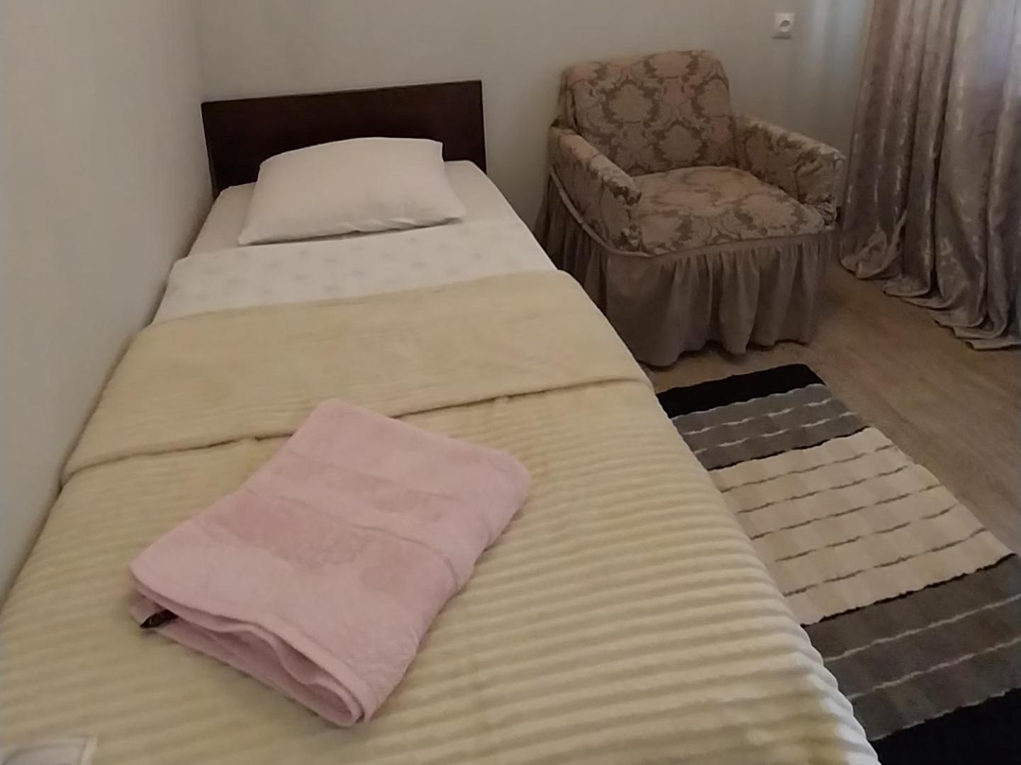 Tsaldashi Guesthouse Leno חדר תמונה