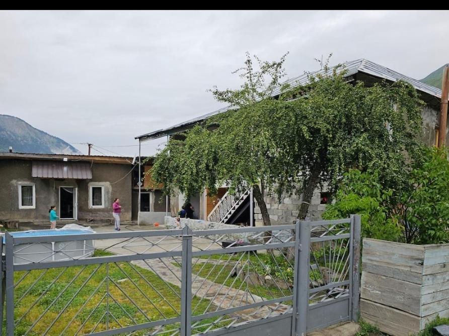 Tsaldashi Guesthouse Leno מראה חיצוני תמונה